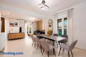 Sammys Sea Breeze Maisonette By Greece Apartments - Image 1