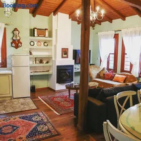 The House by the River Luxury Villa - Image 2