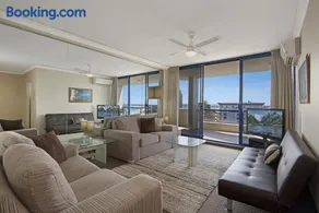 St Tropez Apartment 43 - Image 1