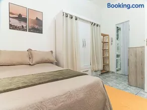 Apartment Right by the Sea in Copacabana - Image 4