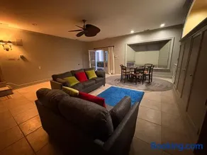 Four Acres Retreat - Image 2
