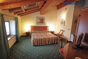 Hotel Faccioli - Image 4