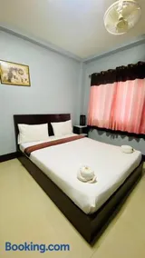 ริเวอร์ไซด์ อพาทเมนต์ - Image 3