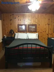 The Lodge at Red River - Image 2