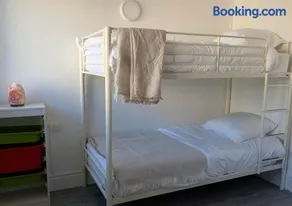 Appartement 4 chambres avec garage, idéal famille ou pro, centre Sedan - Image 3