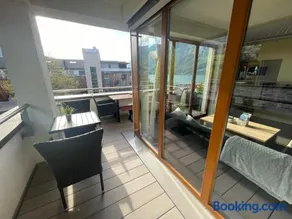 Luxuriöses Galerie-Penthouse direkt am Walensee - Image 2
