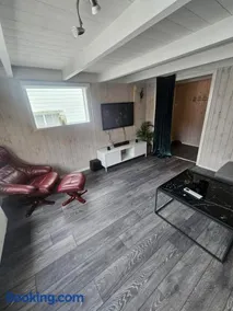 Koselig enebolig i Sentrum - Image 3