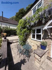Cotswold Cottage - Image 3