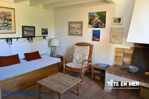 A 100m du village de Porquerolles, "tete en mer" - Image 3