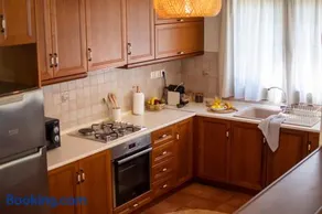 Jasmin Apartments - Image 2