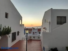 Sunny Tenerife, Los Cristianos, Studio - Image 5