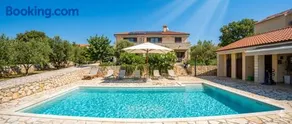 Villa Sloboda Apartments - Image 1