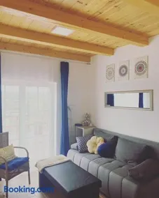Eiross Apartmanház - Image 3