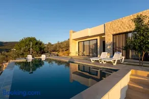 Jude's Guesthouse, Chabtine - 15mns from Batroun - Image 4