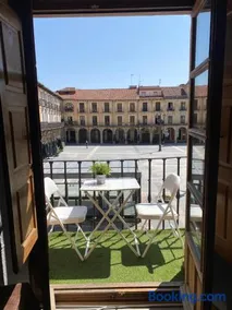 Apartamentos Viva León - Image 1