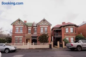 Victoria's Terrace in Beautiful Battery Point - Image 2