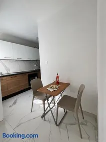 Dylan Deluxe Homes - Bahar Stays - Image 3