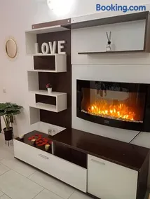 Iasi Jacuzzi Apartment E - Image 3