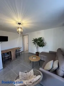 Eliza's house - Image 1