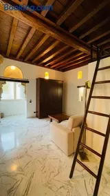 Charming flat, central and close to metro - Image 4