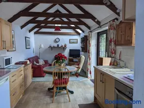 The Cottage, Little Trembroath - Image 2