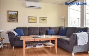 3 Bedroom Beautiful Home In Ljungby - Image 5