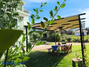 Rosegarden - Image 1