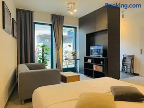 Cozy friendly place with free parking - Image 1