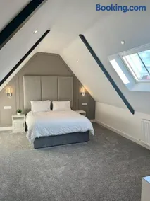 Wellington house - Image 3