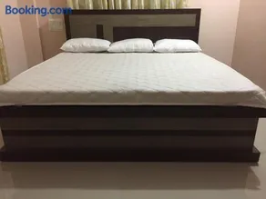 Mega Tourist Home - Image 5