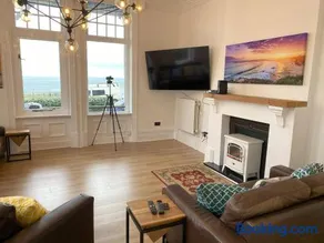 Sea Forever Oceanfront Home Perfectly Saltburn - Image 2