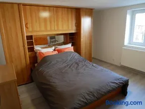 Appartement entier dans cour intérieure - Image 3