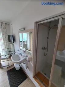 B&B Hallstatt Lake OBERTRAUN self check in - Image 3