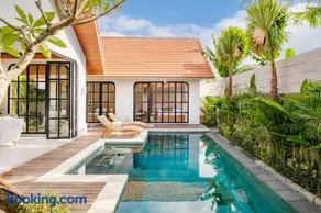Private Pool Villa Concasa by OriVista - Image 4