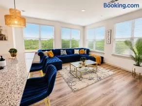 Elegant 2 Bedrooms 3 Beds with Resort Aminities - Image 5