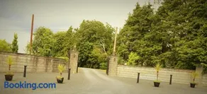 Glebe House - Image 2