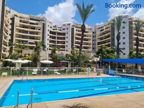 A Dream Place in Raanana, up to 4 guests - - Image 2