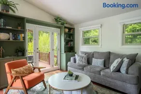 Berkshire Vacation Rentals: Great Barrington Walkable To Lake And Town - Image 2