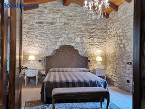 L'Antica Dimora - Suites & Apartments - Image 1