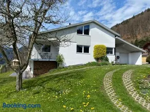 Appartamento con terrazza e giardino | Vista sulla montagna - Image 2
