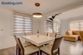 Kruna Apartments - Image 5