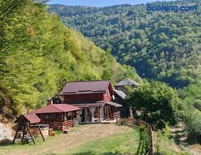 Flowers Cabin - Image 1