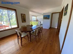 South Coast Retreat - Image 4