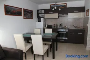 Blonde River Apartman Sőtér Szeged - Image 1