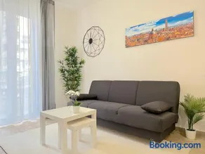 Villa Laura Apartments - Image 4