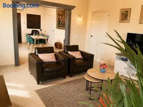 An Oasis of Mediterranean Tranquility with Mountain Views - Image 3