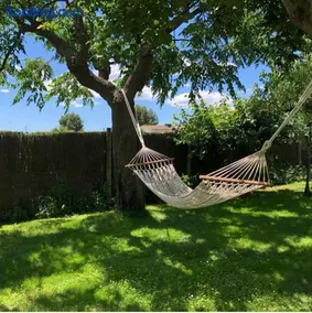 Apartment with private pool and garden - Image 3