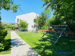 Friends Bungalows - Image 2