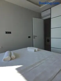 Asiyan Villas - Image 3