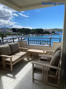 Cap Adria Apartments- beachfront, private swimming pool, near Šibenik - Image 3